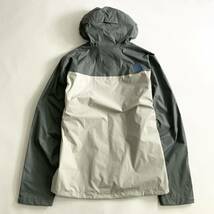 Dl6《新品保管品》THE NORTH FACE ザ ノースフェイス *VENTURE JACKET* マウンテンジャケット ベンチャージャケット L程 撥水 HYVENT 2.5L _画像2