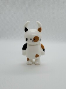 マイホームキャットウアモウ　三毛　UAMOU 