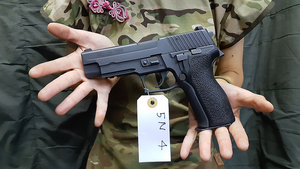 【SIG　P226E2】（5N4）初速80ms　マルイ18禁ガスガン　GTFクマザワカスタムガン　　金属塗装　銃刀法適合　