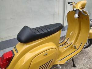 ★VESPA★ 50s / 100 / 125ET3用 スポーツシート　ブラック１　カフェレーサー