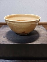 【海】古い 京焼 刷毛目 茶碗 検)精緻な造形 茶道具 骨董品 古美術 古清水 野々村仁清手 倣 瀬戸 美濃 黄瀬戸 灰釉 青磁 茶人 数寄者向き _画像2