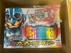 仮面ライダーガッチャード 変身ベルト DXガッチャードライバー 特典付き　即日発送