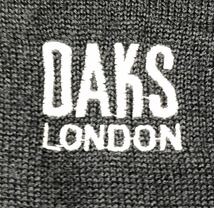 ■ DAKS LONDON ダックス ロンドン ■ ロゴ 刺繍 Vネック ウール ニット セーター ブラック L_画像5