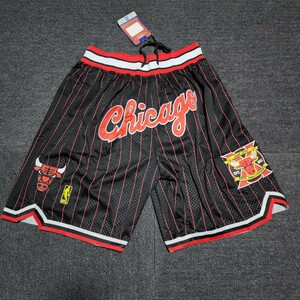 新品　NBA　シカゴブルズ メッシュパンツ　CHICAGO ショートパンツ　1997　バスケットパンツ　Short　袋付き　ZIP　ブラック　L