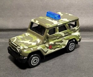 ミニカー ロシア UAZ hunter ハンター ミリタリー 全長約6.5cm