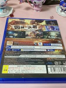 中古品！！！！PS4 鉄剣　　VR 対応　　よく読んで入札よろよろね！！！！