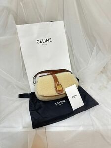 CELINE セリーヌストラップ付きシアリングクラッチバック