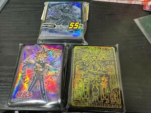 遊戯王デュエルモンスターズ 三つセット スリーブ 新品未開封 god box ラーの翼神竜 遊戯 ブラックマジシャン フレンドリーショップ