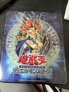 新品未開封 遊戯王デュエルモンスターズ TIN缶 ティン缶 BOOSTER PACK COLLECTORS TIN 2004　25thシークレット 20th 開闢の使者