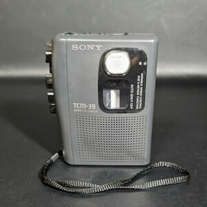 SONY　TCM-39　ソニーカセットレコーダー　通電確認済み　カセットテープ回転可　再生不可　現状品