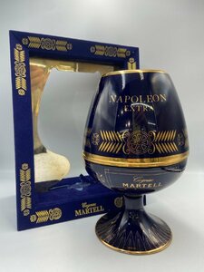 ST[ including in a package un- possible ] Martell goblet Napoleon extra 700ml 40% 1797g ceramics bottle change plug box pedestal not yet . plug old sake Z028342