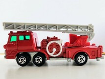 日本製トミカ 日野 ハシゴ 消防車_画像3