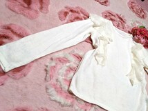 白◆柔らか素材◆フリル◆サラサラ&シフォン◆良く伸びる◆素敵な◆お洋服_画像3