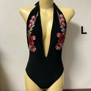 B950ストレッチ♪セクシー胸開きブラックに花の刺繍ホルターネック女子レオタード♪コスプレやコレクションや撮影会にも♪サイズL