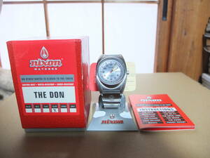 NIXON THE DON シルバー 正規品 未使用 展示品