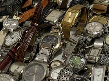 大量腕時計ジャンク まとめ 大量ジャンク腕時計 SEIKO/CASIO/ CITIZEN/他 腕時計ジャンク200個セット_画像3