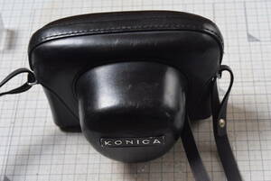 ＃31　古い革製カメラケース　KONICA　auto s2　内側に書き込みあり