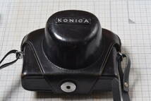 ＃31　古い革製カメラケース　KONICA　auto s2　内側に書き込みあり_画像2