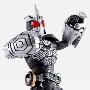 S.H.Figuarts（真骨彫製法） 仮面ライダーオーズ サゴーゾ コンボ