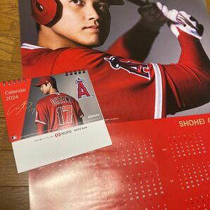 大谷翔平 2024年 ポスターカレンダー、卓上カレンダー　2つセット　三菱UFJ銀行 非売品