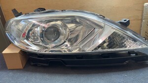 エデックス BE3 ヘッドライト ヘッドランプ HID 右側 STANLEY P4644