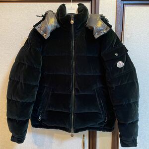 美品 モンクレールMONCLER 本物 MAY ダークグリーン サイズ2 L 国内正規品 ベルベット ベロア