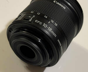 Sランク　Canon キャノン EFS 10-18mm IMAGE STABILIZER MACRO 0.22m/0.7ft 一眼 レンズ