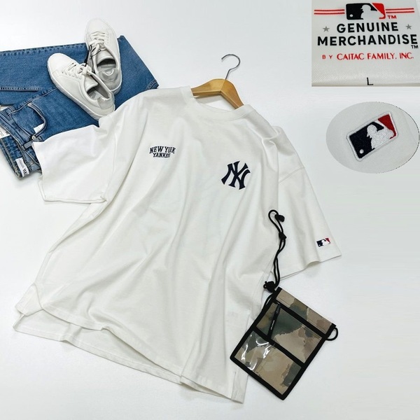 未使用品 /L/ NEW YORK YANKEES ホワイト 半袖Tシャツ トップス メンズ レディース カジュアル メジャーリーグ 白 ニューヨークヤンキース