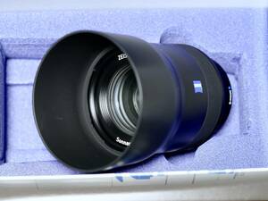 Carl Zeiss 単焦点レンズ Batis 1.8/85 Eマウント 極上品！ 《Zeta Protecter》オマケ付き！