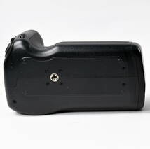 現状品販売 PENTAX BATTERY GRIP D-BG5 + NEEWER D-BG5 ペンタックス バッテリーグリップ 管理番号A252-9_画像6