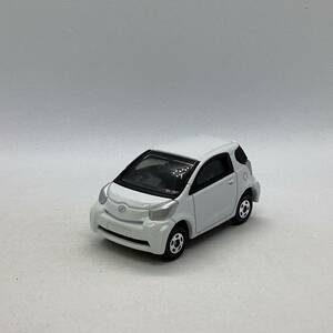 EH120 トミカ ミニカー トヨタ TOYOTA iQ