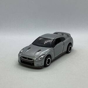 EH812 トミカ ミニカー 日産 NISSAN GT-R