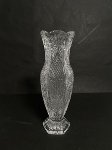 ● コレクター必見 ガラス製 フラワーベース 花瓶 高さ約21.5cm インテリア 飾り 置物 オブジェ 花入 コレクション tk397