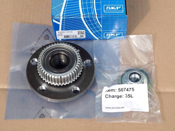 ホイールベアリングキット・リア左右セット*VW Golf4/BORA/Newbeetle /AUDI A3(8L)/TT(8N)*1J0598477相当*高品質SKF製【社外新品】
