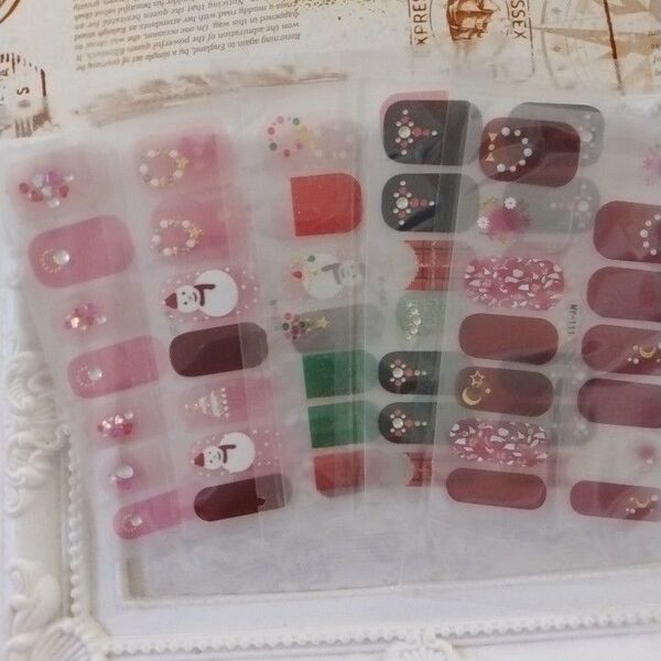 セール価格ハンドネイルシール可愛い系×クリスマス♪5枚セット