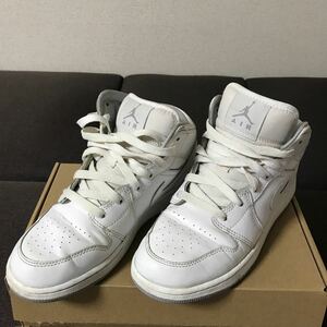 ナイキ NIKE スニーカー エアジョーダン AIR JORDAN 1 MID サイズ23.5cm 白　ホワイト　キッズ