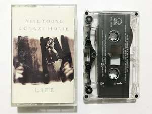 ■カセットテープ■ニール・ヤング Neil Young & Crazy Horse『Life』■同梱8本まで送料185円