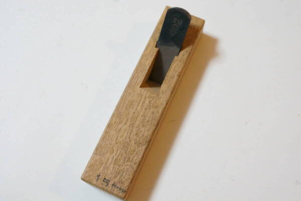 2318_40【送料無料】豆平鉋 15mm 國明 japanese carpenter plane kannna