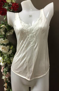 *。o♪【Triumphトリンプ B552 F camisole】胸部花柄レース キャミソール*80