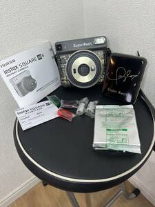 ☆【美品】FUJIFILM 富士フイルムチェキ コンパクトフィルムカメラ instax SQUARE SQ6テイラー・スウィフトエディション