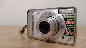 コンパクトデジタルカメラ/FUJIFILM・富士フィルム・FinePix A600　　　XDピクチャーカード付属　※乾電池駆動