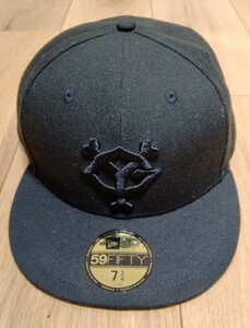 美品送料込 NEW ERA 読売ジャイアンツ 59FIFTY キャップ 61.5cm 7 3/4 ブラックアウト 巨人 帽子 NPB