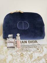 新品★DIOR ディオール アディクト クリスマス オファー 2023♪リップ マキシマイザー 001ピンク♪ブルーミング ブーケ 香水♪ポーチ★限定_画像2