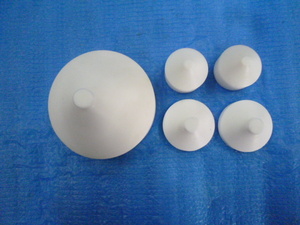 PTFE(テフロン) ブロック 全長約72mm 円柱部Φ100×25mm×1個 全長約32mm 円柱部Φ50×10mm×2個 全長約35mm 円柱部Φ40×20mm×2個