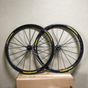 MAVIC COSMIC CARBON ULTIMATE　チューブラー【中古・難あり】