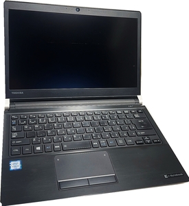 中古 良品　東芝R73U　13.3型ノートパソコン　Corei5-6300U・8GB・SSD128GB・Win11Pro・Office2021・bluetooth・WIFI・カメラ　12144