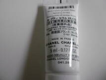 ■②　シャネルCHANEL　ル ブラン セラム HLCS 薬用美白美容液 サンプル5ml×10本　新品　 未使用品　■_画像5