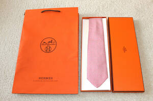 ★フランス製　エルメス HERMES 　ネクタイ H柄 　ピンク系　シルク　BOX付き　箱付き　