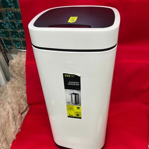 ☆美品☆ EKO JAPAN センサー式 自動開閉 ダストボックス ECOSMART SENSOR BIN 35L 大容量 EK9288 ホワイト ごみ箱 おしゃれ (12095