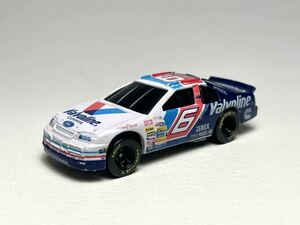 レーシングチャンピオン　NASCAR ／ ナスカー　Valvoline #6　フォード・サンダーバード